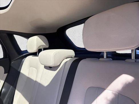 Used 2022 Mercedes-Benz GLA 250 image 14