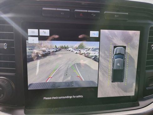 Used 2022 Ford F150 Lariat image 12