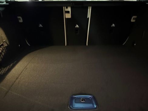 Used 2026 Mercedes-Benz GLC 300 4MATIC image 26