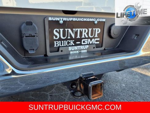 Used 2023 GMC Sierra 1500 SLE image 30