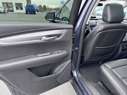 Used 2019 Cadillac XT5 Luxury image 19