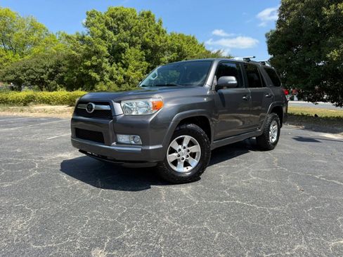 Used 2010 Toyota 4Runner SR5 RWD image 1