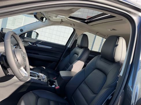 New 2025 MAZDA CX-5 AWD 2.5 S w/ Premium Plus Pkg image 18