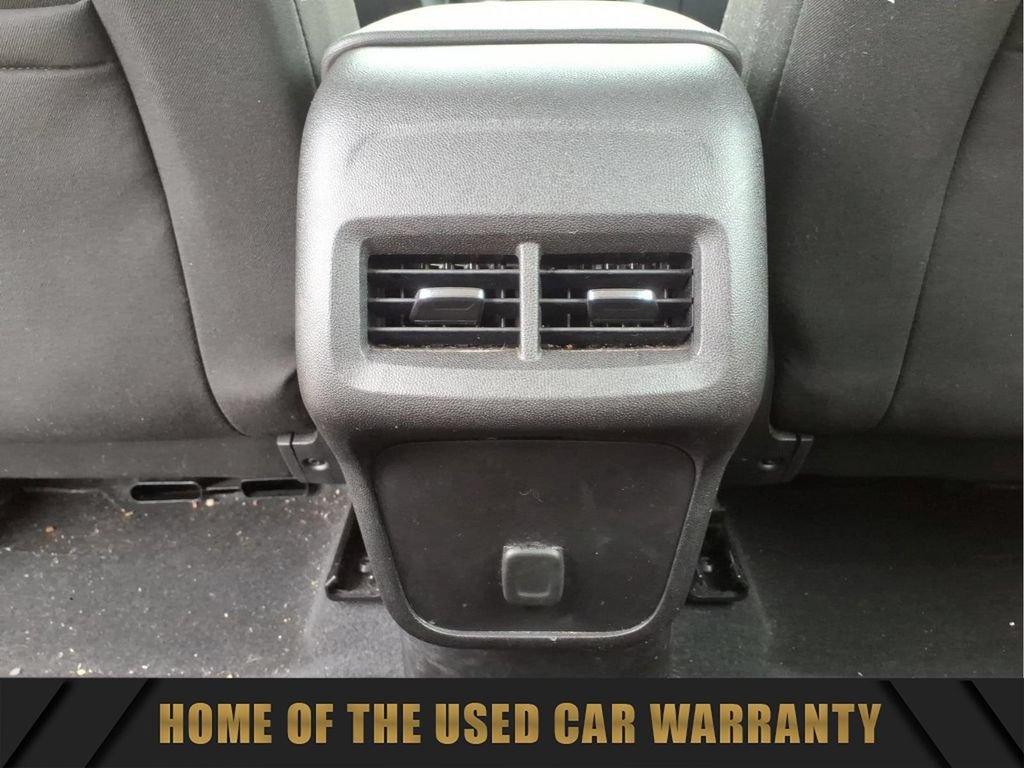 Used 2018 Chevrolet Equinox LS FWD image 30