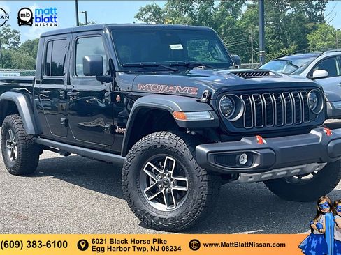 Used 2026 Jeep Gladiator Mojave AWD/4WD image 32