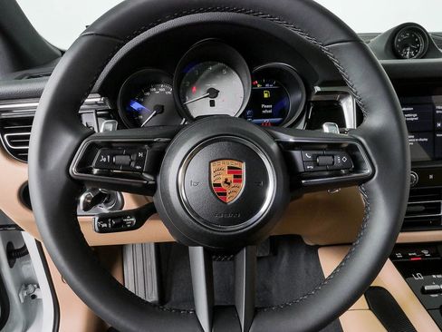 New 2026 Porsche Macan S AWD/4WD image 9