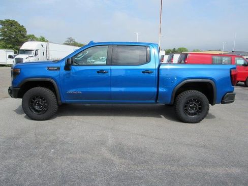 Used 2024 GMC Sierra 1500 AT4X w/ AT4X AEV Edition image 3