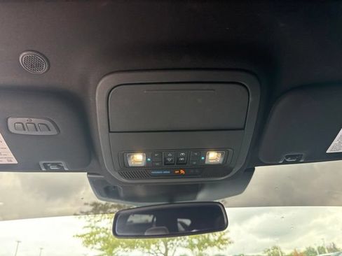 Used 2023 Ford Explorer ST w/ Equipment Group 401A AWD/4WD image 19