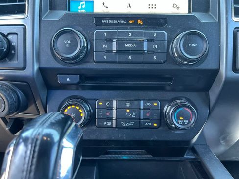 Used 2018 Ford F150 XLT w/ Equipment Group 302A Luxury AWD/4WD image 4
