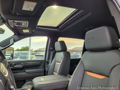 New 2026 GMC Sierra 3500 AT4 w/ AT4 Premium Plus Package image 9