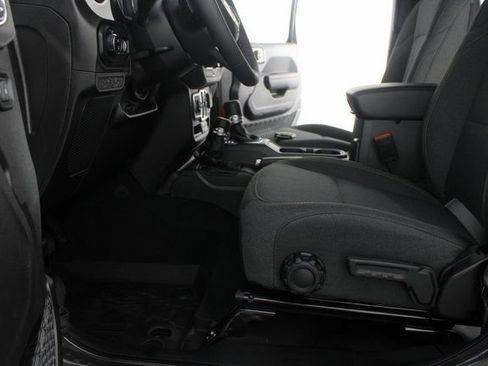 New 2026 Jeep Gladiator Sport image 15