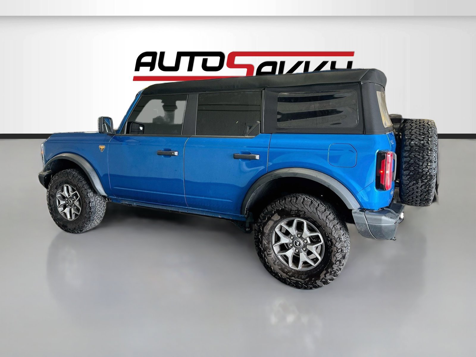 Used 2024 Ford Bronco Badlands AWD/4WD image 4