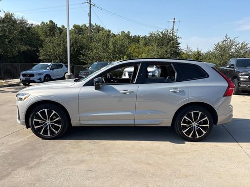 Used 2025 Volvo XC60 B5 Plus AWD/4WD image 8