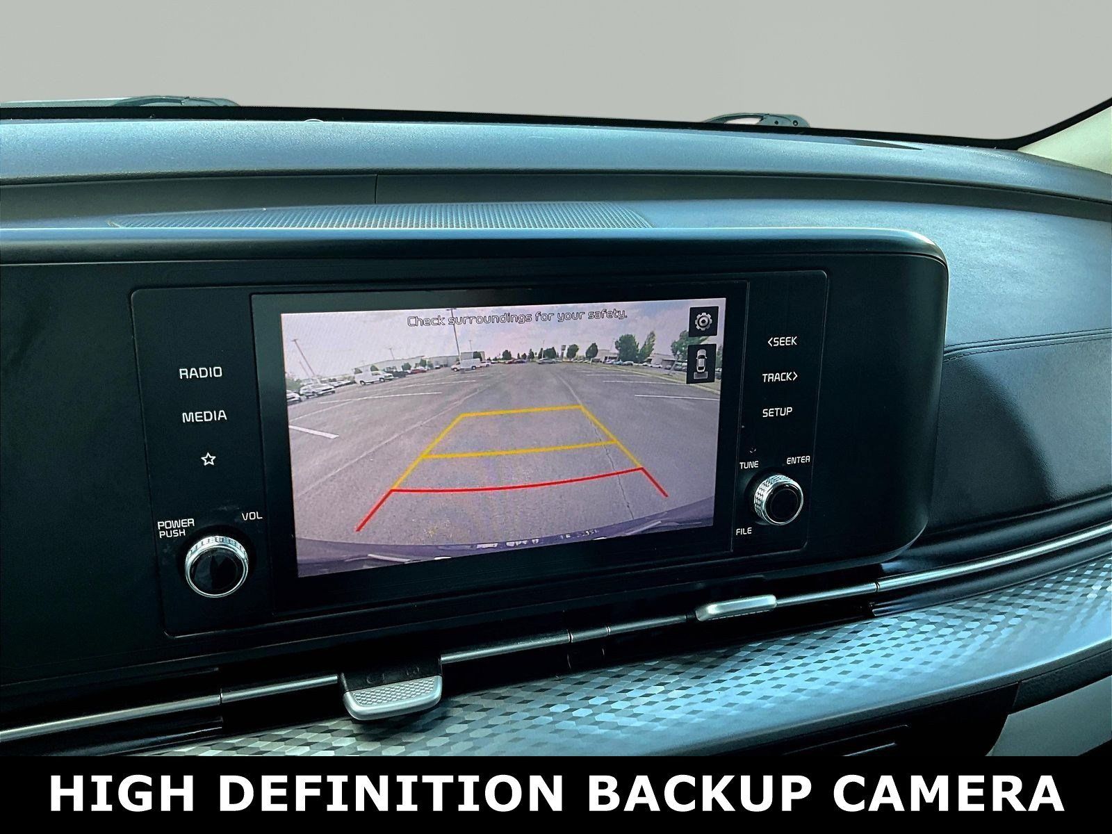 Used 2022 Kia Carnival LX FWD image 9