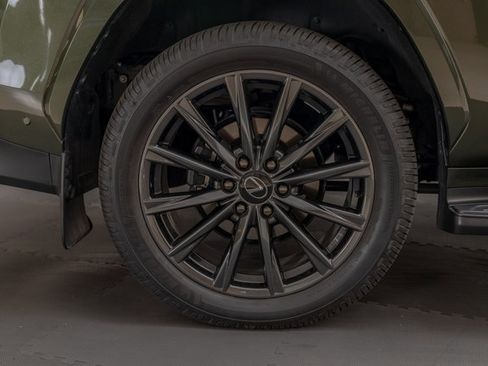 Used 2025 Lexus LX 700h F Sport image 46