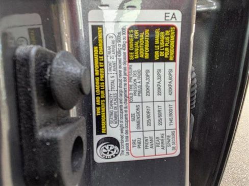 Certified 2024 Subaru Crosstrek 2.0i Premium image 22