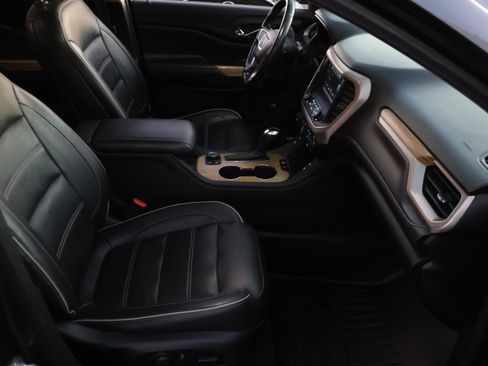 Used 2019 GMC Acadia Denali w/ Technology Package image 11