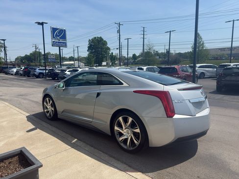 Used 2014 Cadillac ELR w/ Luxury Package FWD image 5