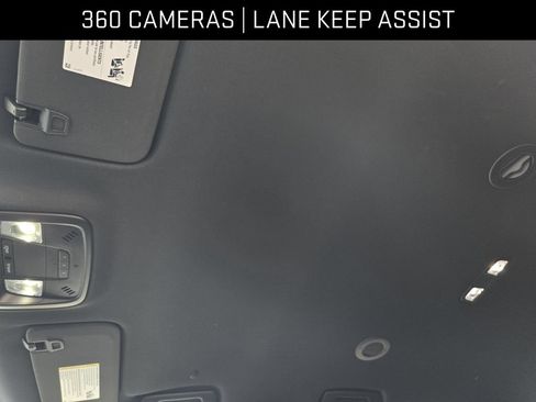 Used 2024 Chevrolet Traverse LT FWD image 27