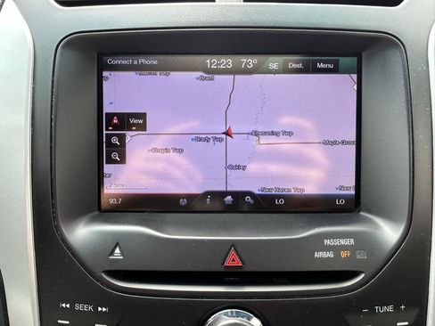 Used 2013 Ford Explorer XLT AWD/4WD image 26