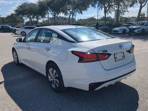 Certified 2025 Nissan Altima 2.5 S FWD image 7