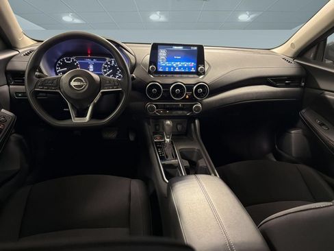 Used 2024 Nissan Sentra SV FWD image 16