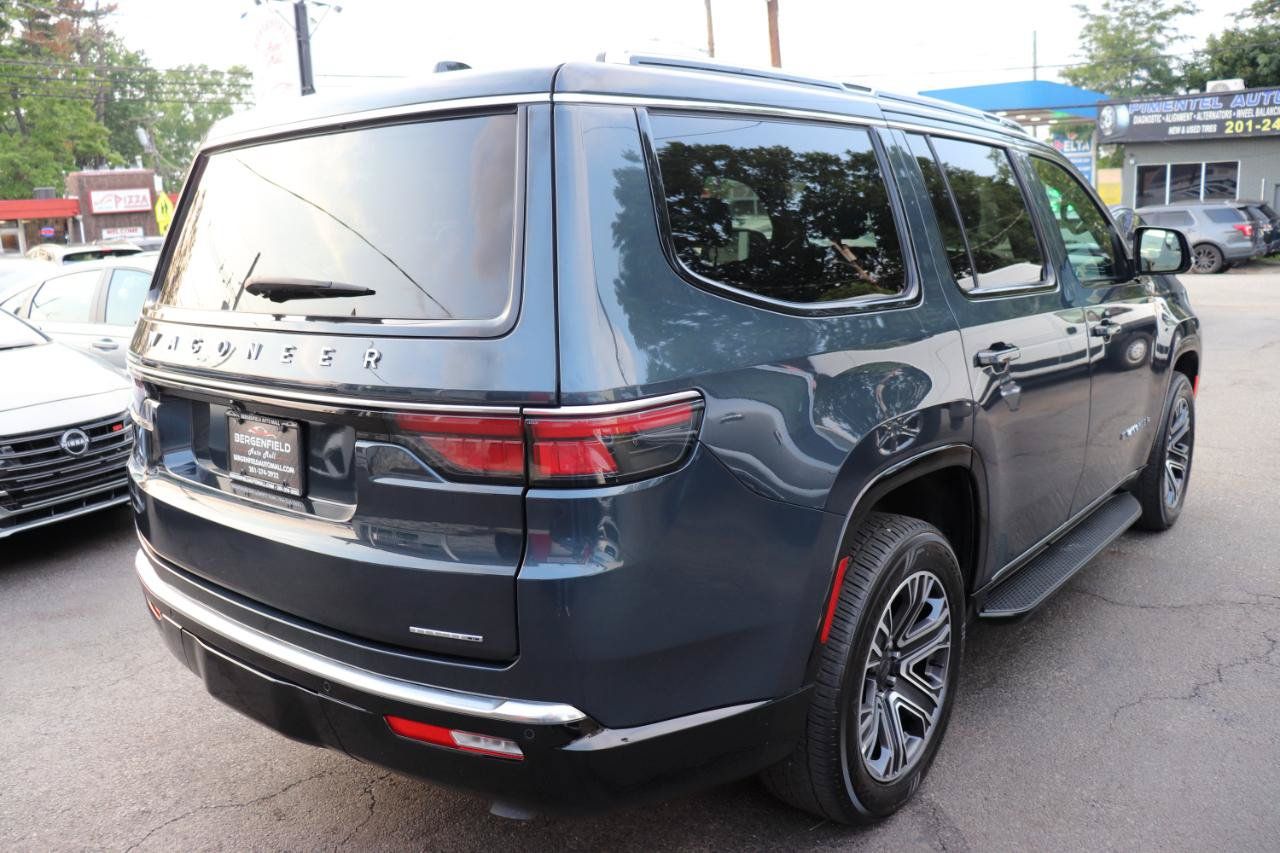 Used 2024 Jeep Wagoneer Series II AWD/4WD image 5