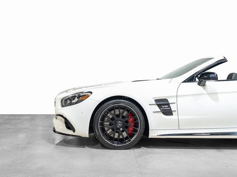 Used 2017 Mercedes-Benz SL 63 AMG image 34