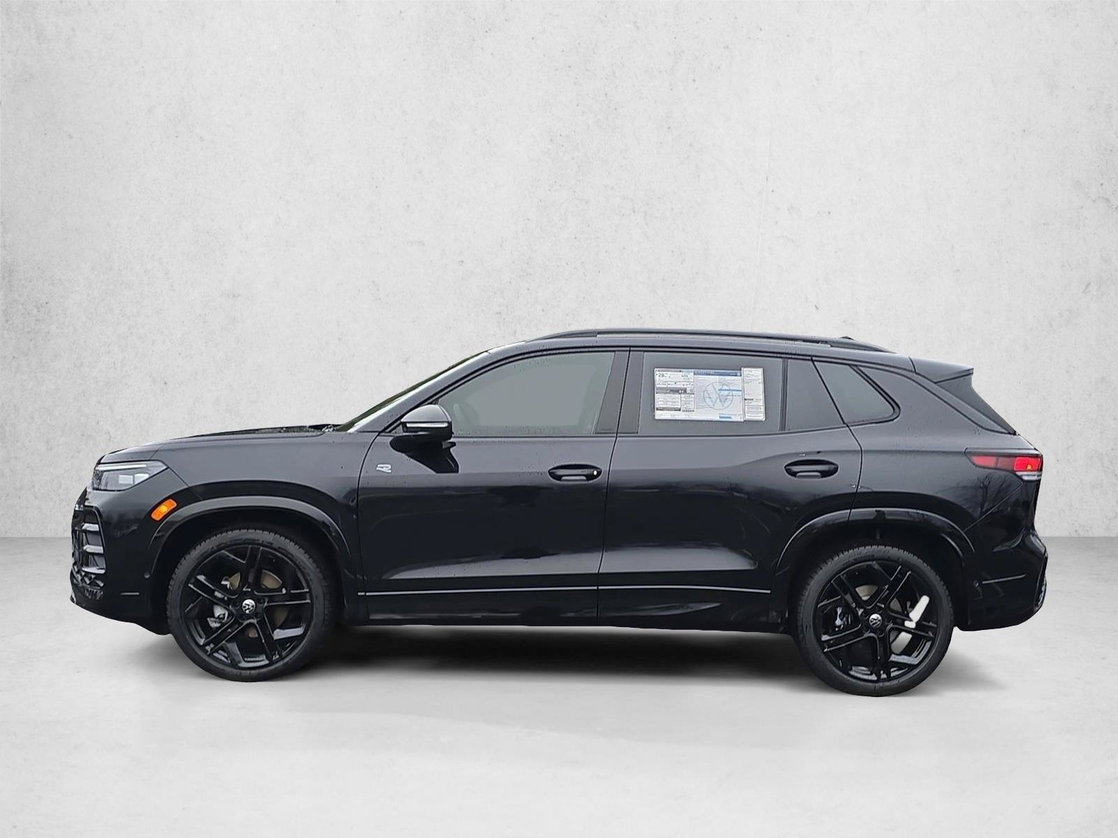 New 2026 Volkswagen Tiguan SE R-Line FWD image 7