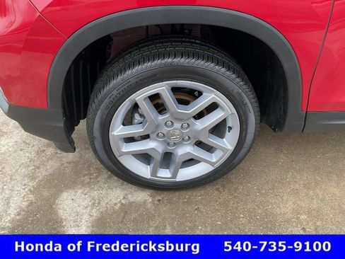 Certified 2024 Honda Passport EX-L image 10