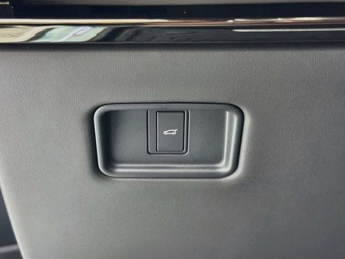 New 2026 Land Rover Range Rover Sport Dynamic SE AWD/4WD image 10