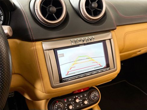 Used 2010 Ferrari California Carbon Interior * Shields * Da image 18