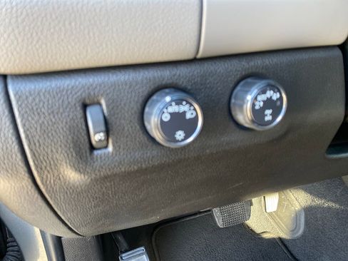 Used 2020 Chevrolet Colorado LT image 34