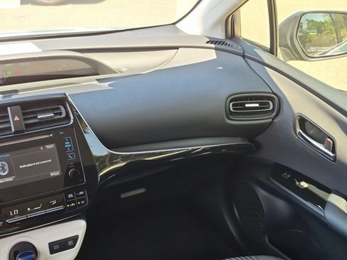 Used 2016 Toyota Prius Two FWD image 30