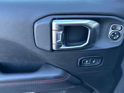 Used 2020 Jeep Gladiator Rubicon image 14