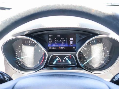 Used 2017 Ford Escape S FWD image 28