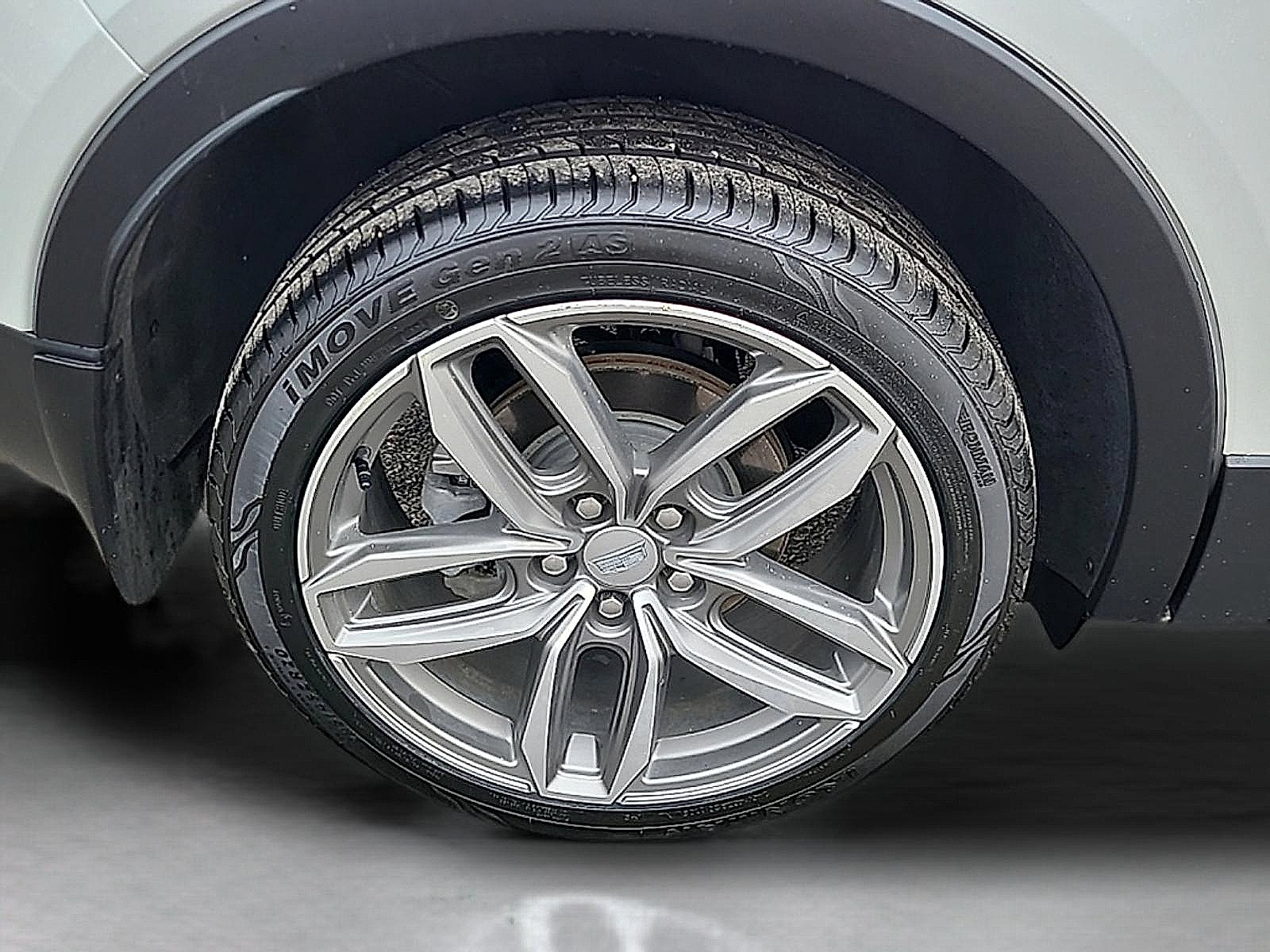 Used 2023 Cadillac XT4 Sport AWD/4WD image 6