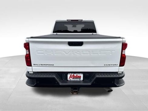 Used 2024 Chevrolet Silverado 2500 Custom w/ Custom Value Package AWD/4WD image 6