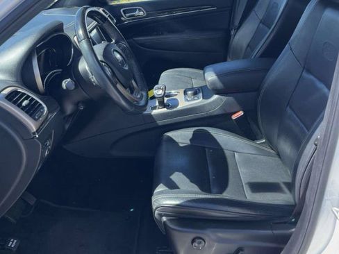 Used 2015 Jeep Grand Cherokee Overland AWD/4WD image 3