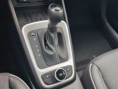 New 2026 Hyundai Venue SEL FWD image 15