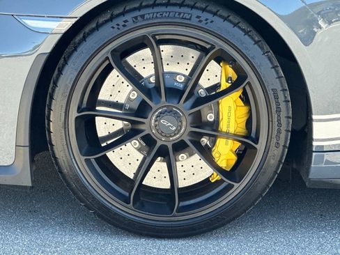 Certified 2018 Porsche 911 GT3 image 43