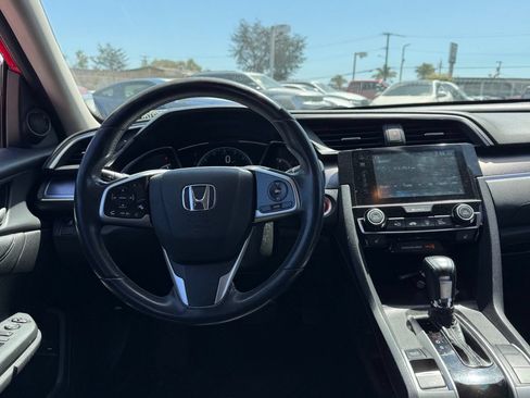 Used 2018 Honda Civic EX-L image 6