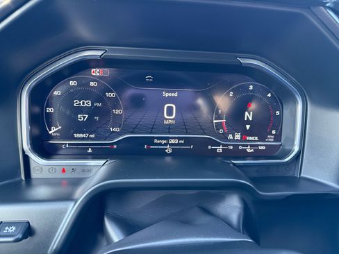 Used 2024 GMC Sierra 2500 AT4 w/ AT4 Premium Plus Package image 27