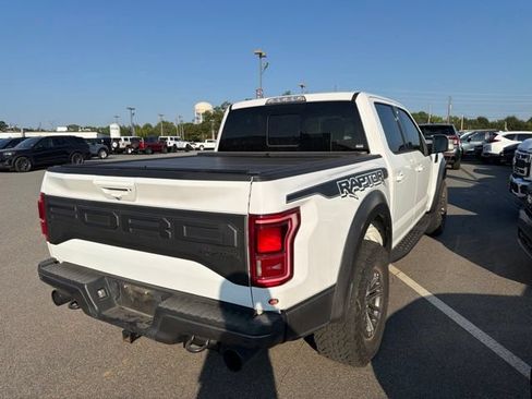 Used 2020 Ford F150 Raptor w/ Equipment Group 802A Luxury AWD/4WD image 3