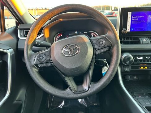 Used 2024 Toyota RAV4 LE image 13