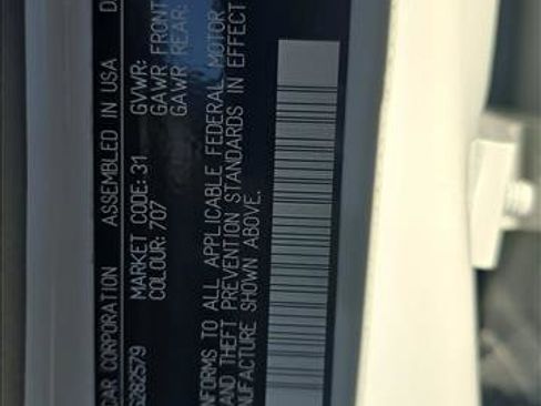 Used 2024 Volvo S60 B5 Plus image 23