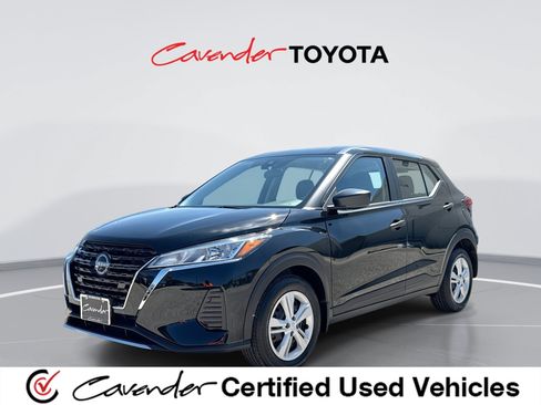 Used 2025 Nissan Kicks Play S FWD image 1