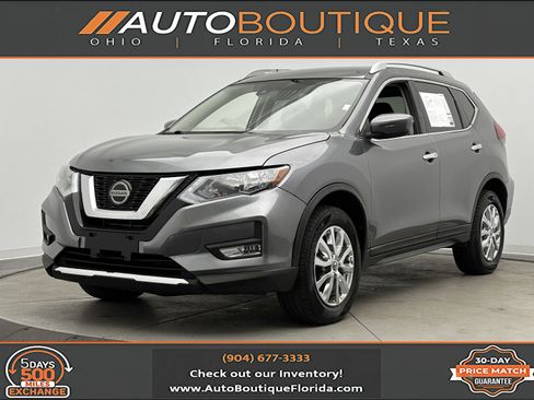 Used 2020 Nissan Rogue SV image 1