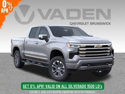 New 2026 Chevrolet Silverado 1500 High Country w/ Z71 Off-Road Package