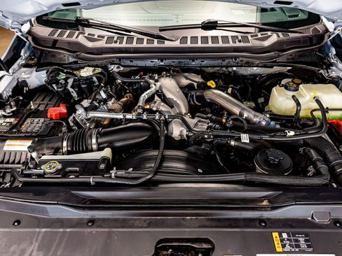 Used 2024 Ford F250 Platinum w/ FX4 Off-Road Package image 29